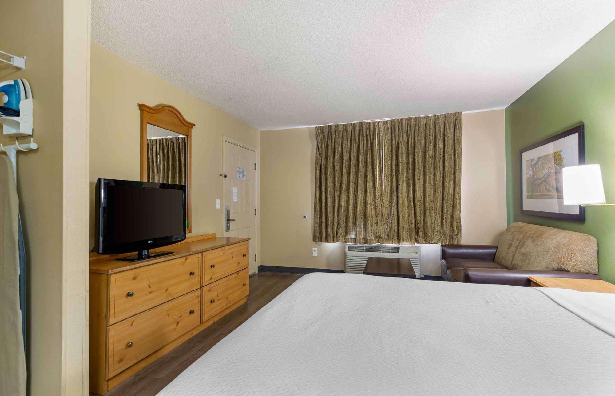 Extended Stay America Select Suites - Denver - Cherry Creek Exterior photo