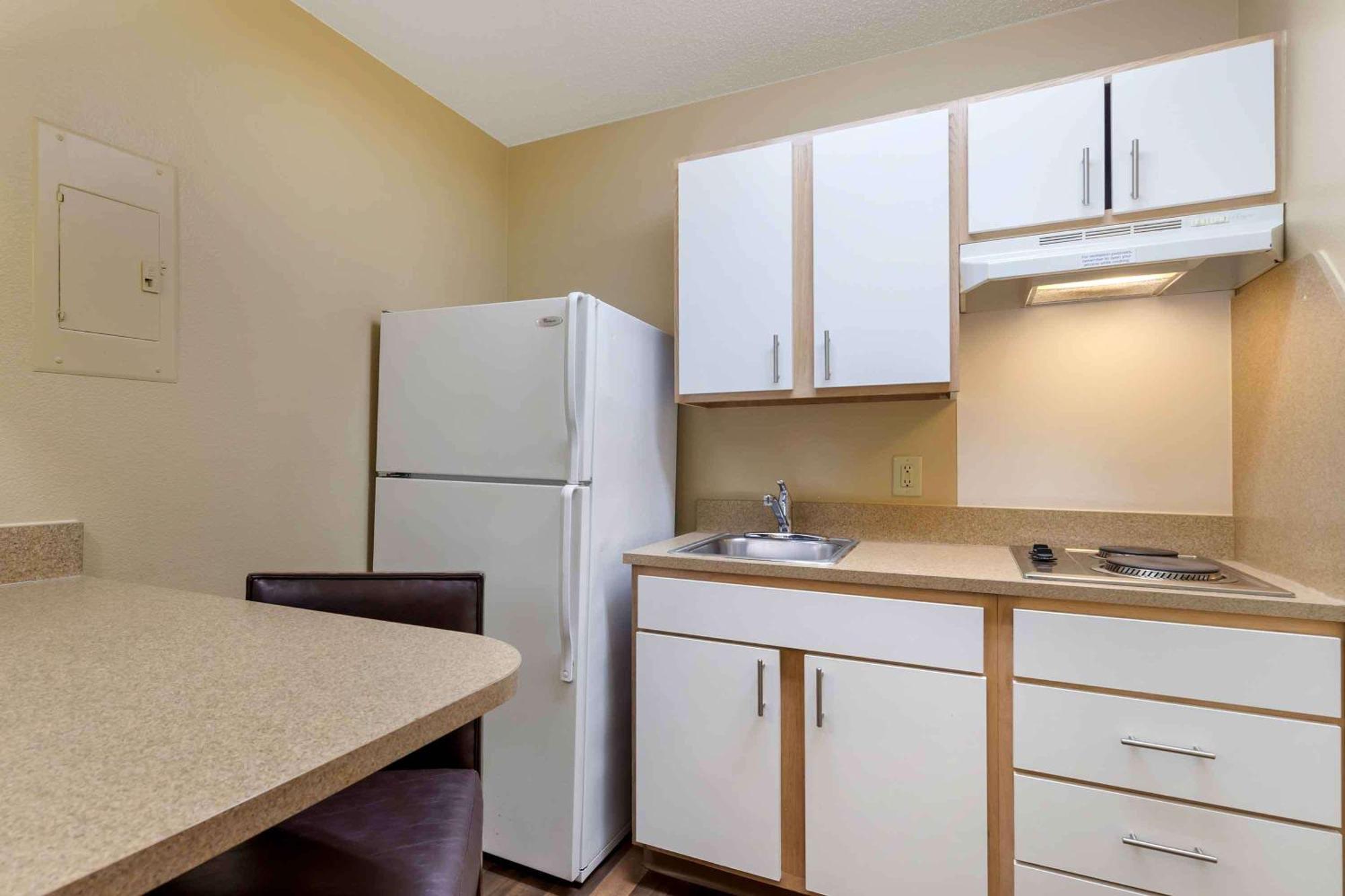 Extended Stay America Select Suites - Denver - Cherry Creek Exterior photo