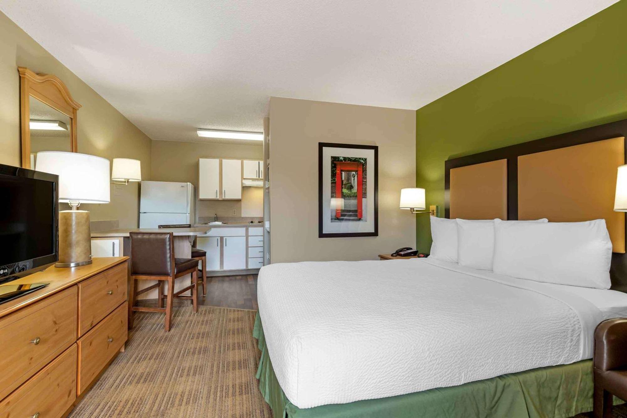 Extended Stay America Select Suites - Denver - Cherry Creek Exterior photo