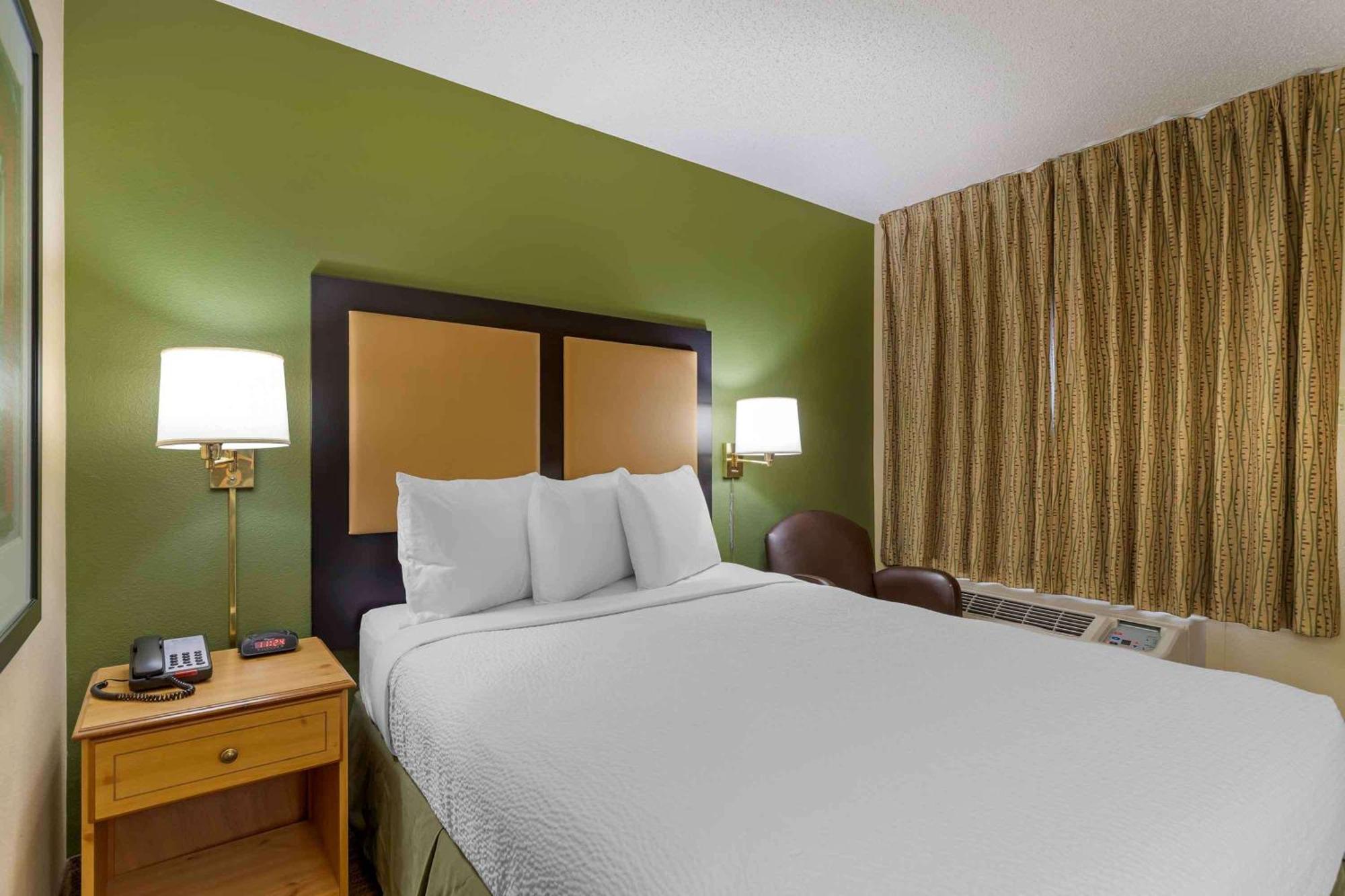 Extended Stay America Select Suites - Denver - Cherry Creek Exterior photo